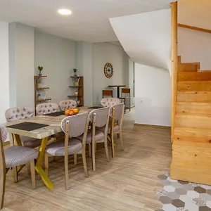 Central Art Maisonette By Estia Ηράκλειο Κρήτης
