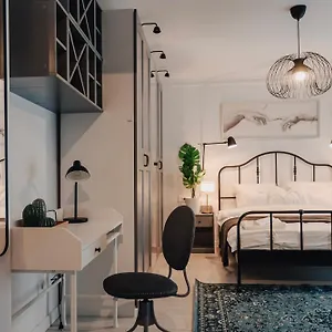 Nestone Bucureşti