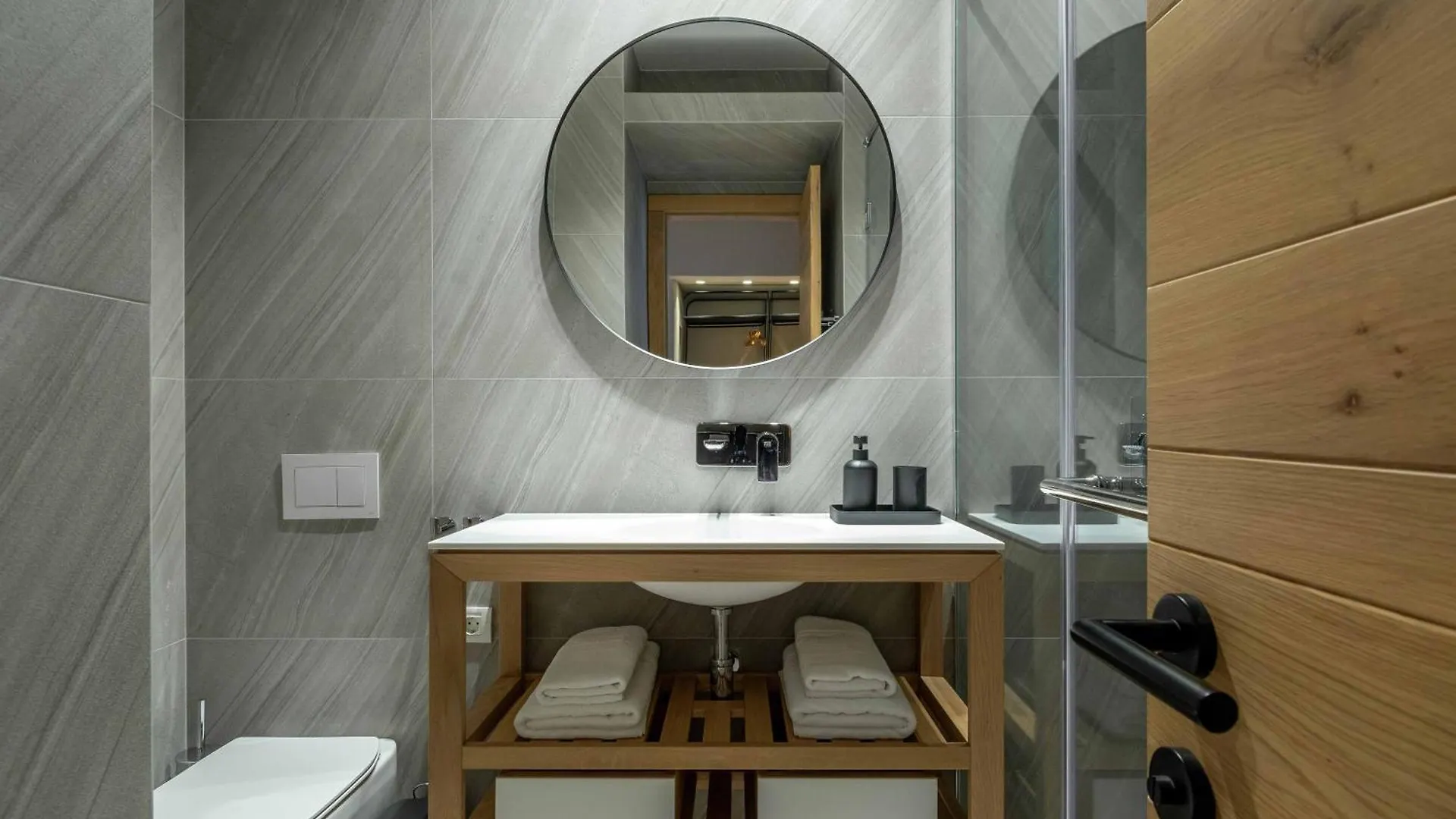 Maison Bucarest Apartments By Olala Homes