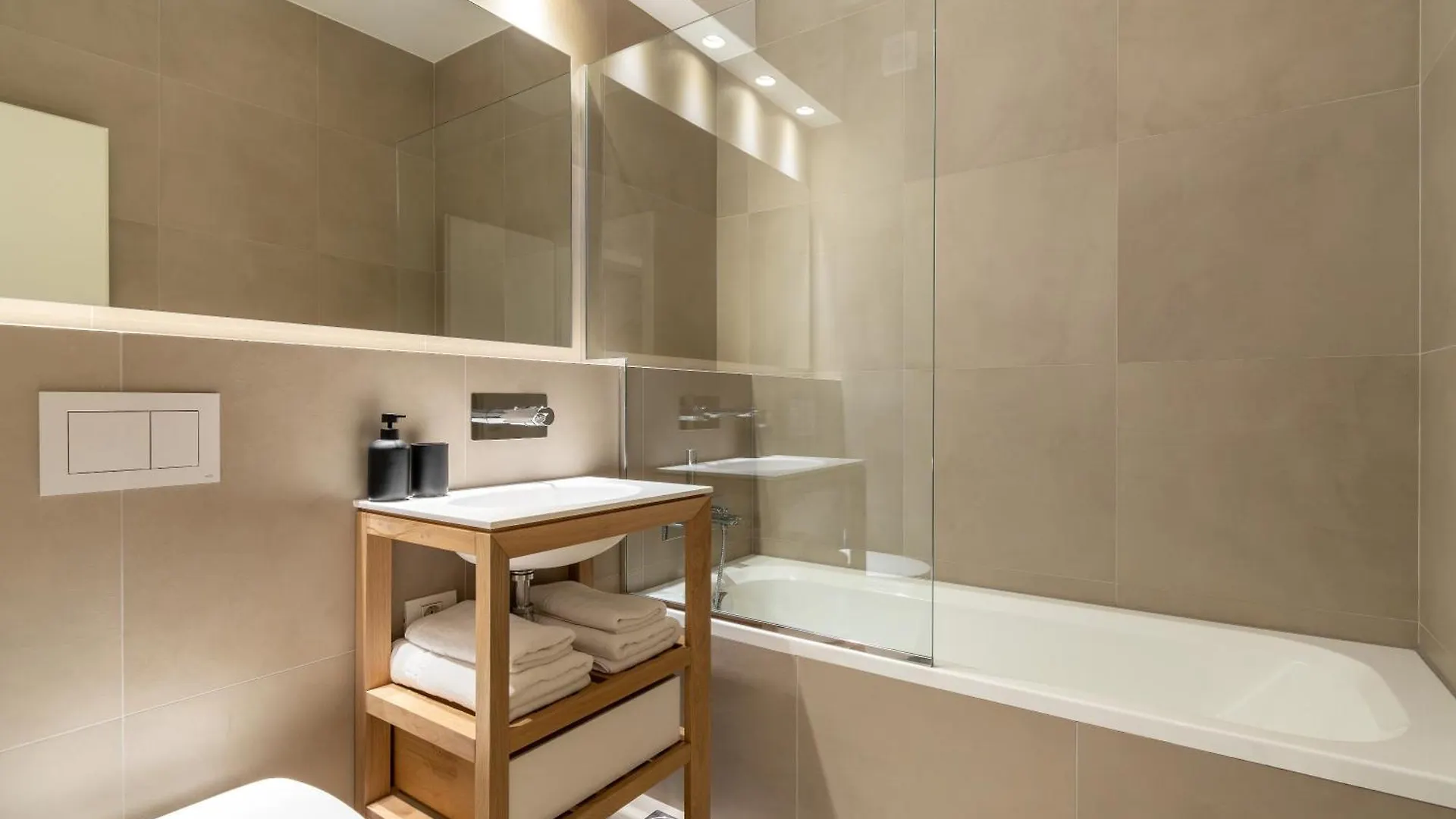 Maison Bucarest Apartments By Olala Homes Romania